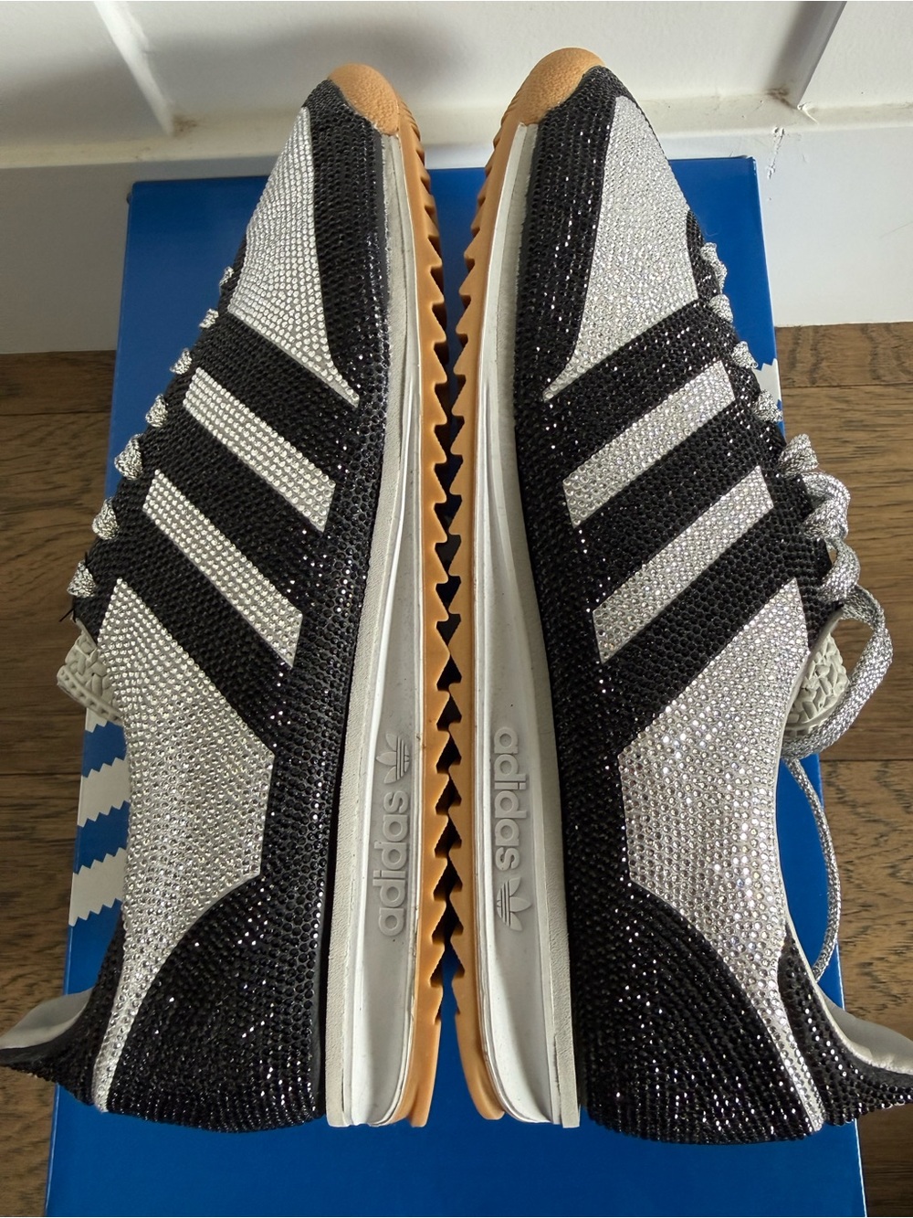 Adidas Originals SL 72 OG "Grey Two/Core Black/Ftwr White Rhinestone - Picture 5 of 11